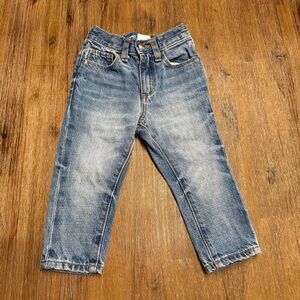 4/20$ Old Navy Baby Jeans size 12-18 months